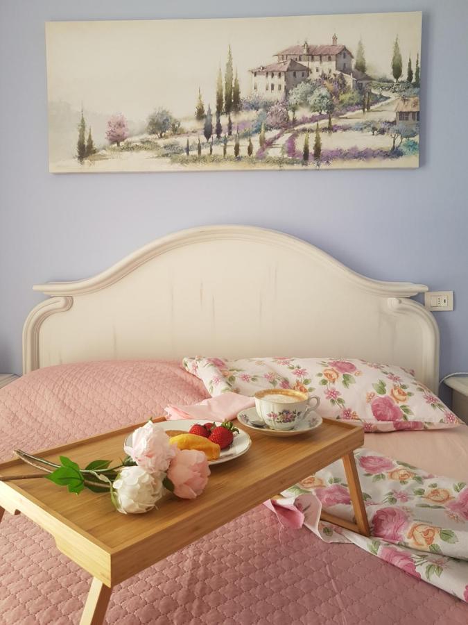 The Roses - Delizioso Attico Su 2 Livelli Zona Palacongressi Rimini Bagian luar foto